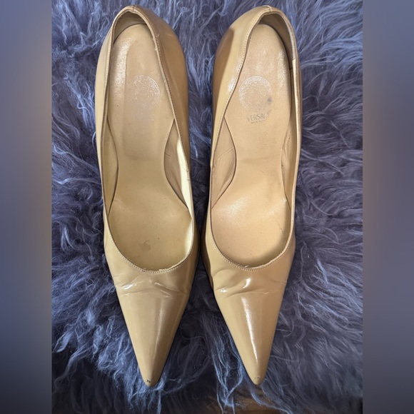 Versace Shoes - Picture 6 of 8